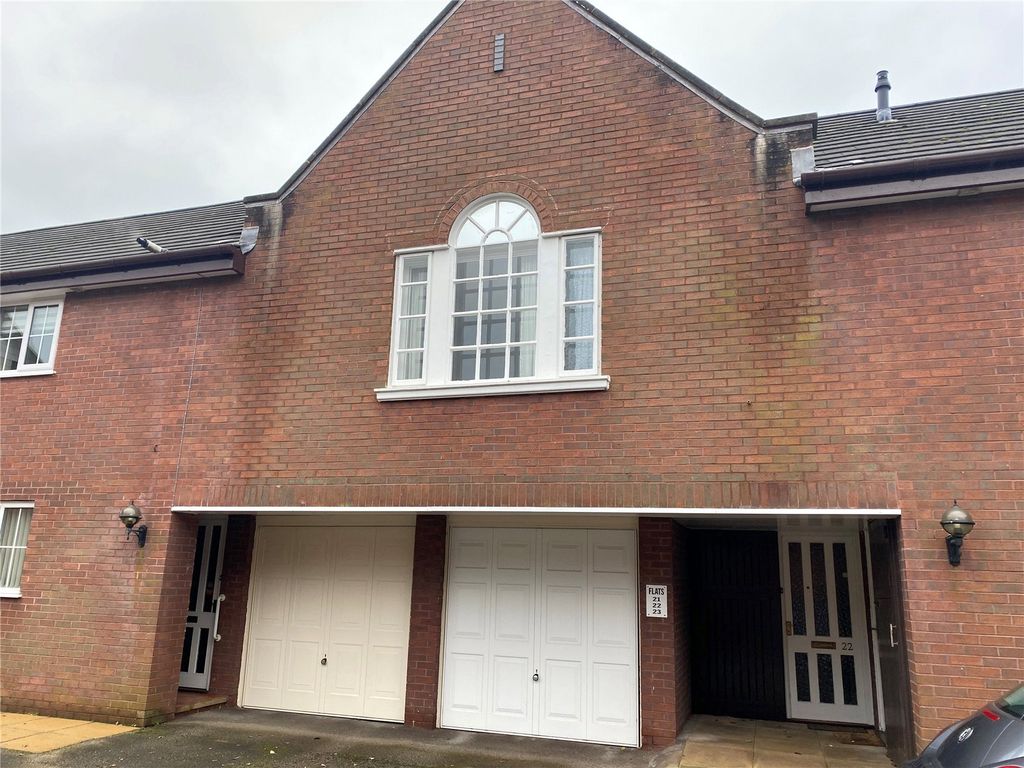 Property photo 1 of 11 External