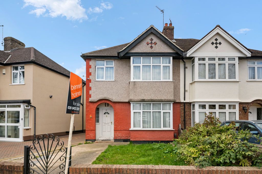 Property photo 1 of 17 Photo 14