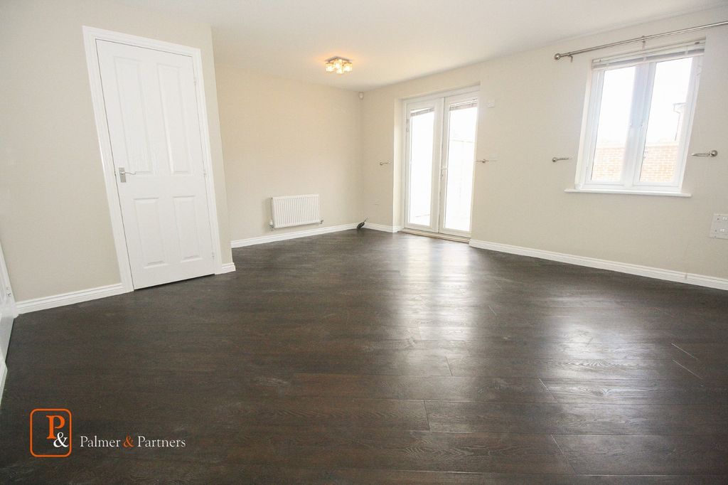 Property photo 3 of 10 Reception Room
