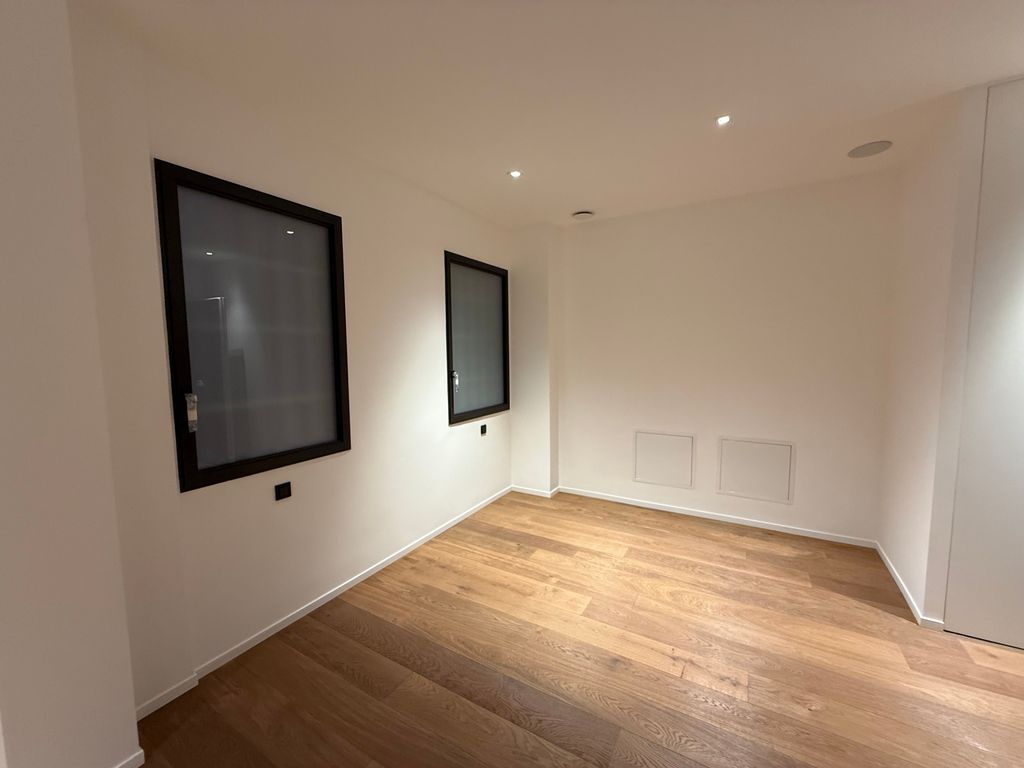 Property photo 3 of 50