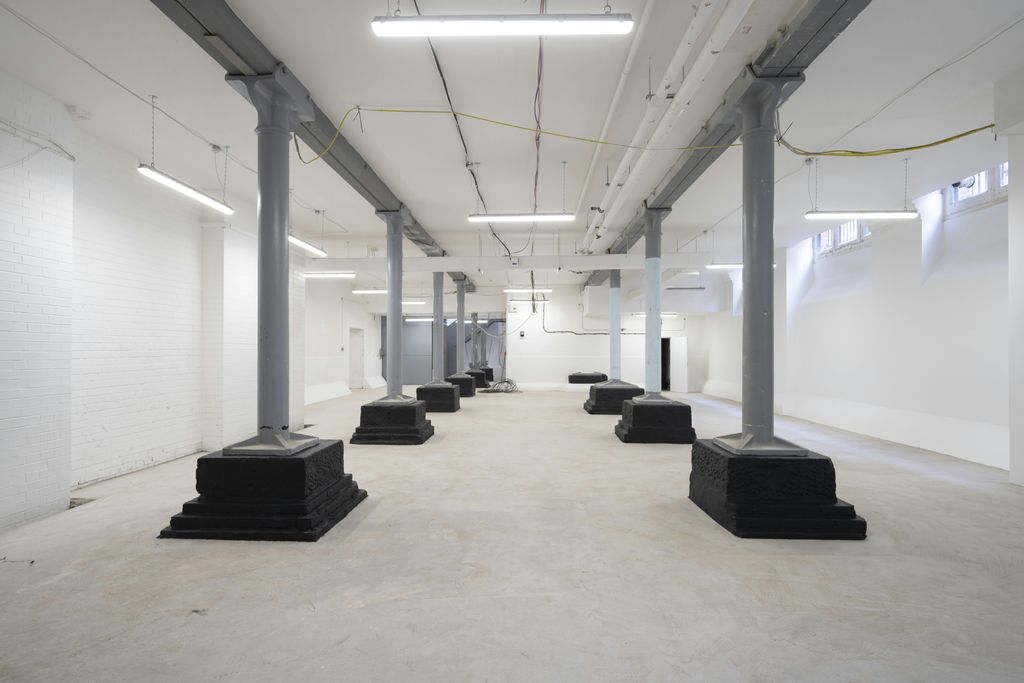 Property photo 2 of 12 Internal