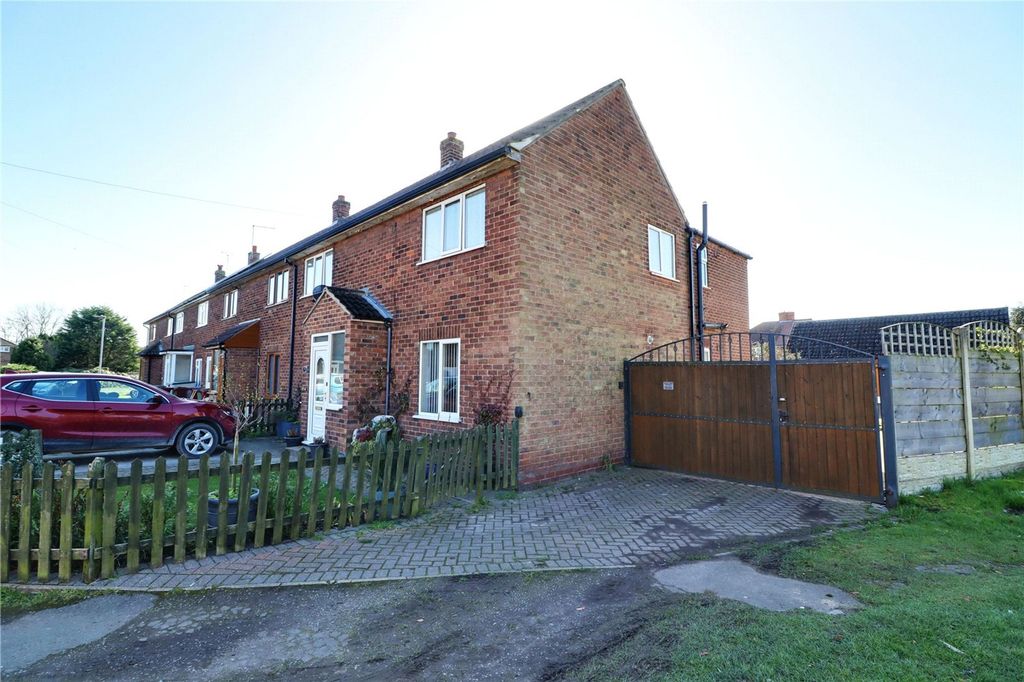 Property photo 2 of 29