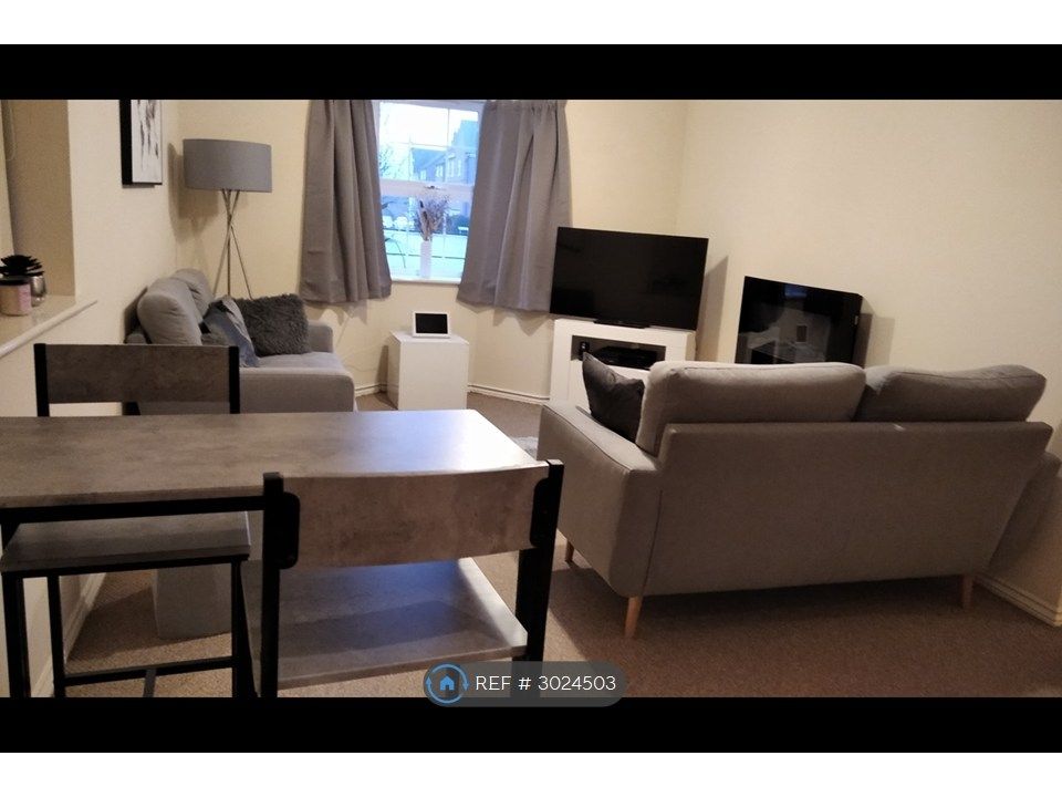 Property photo 3 of 8