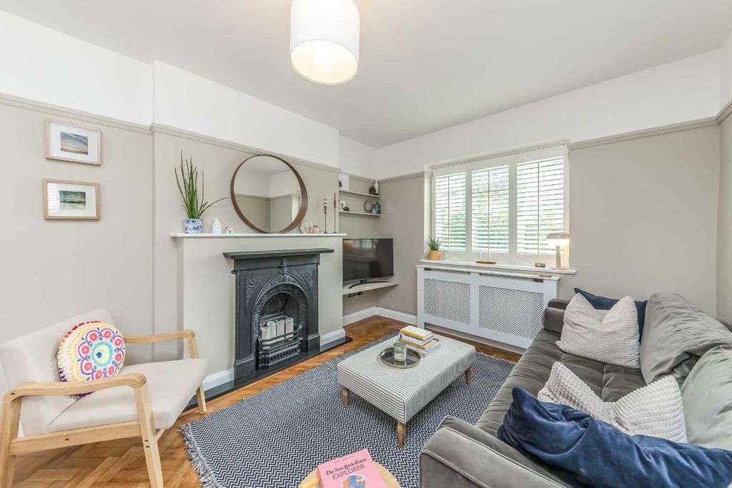 Property photo 2 of 5