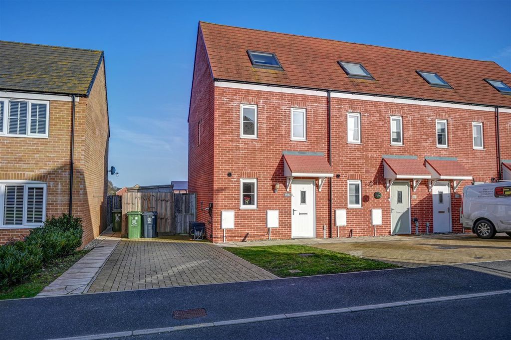 Property photo 1 of 12 Front.Jpg