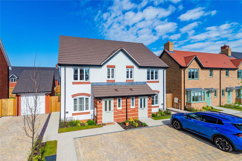 Property photo 1 of 33 Picture No. 01