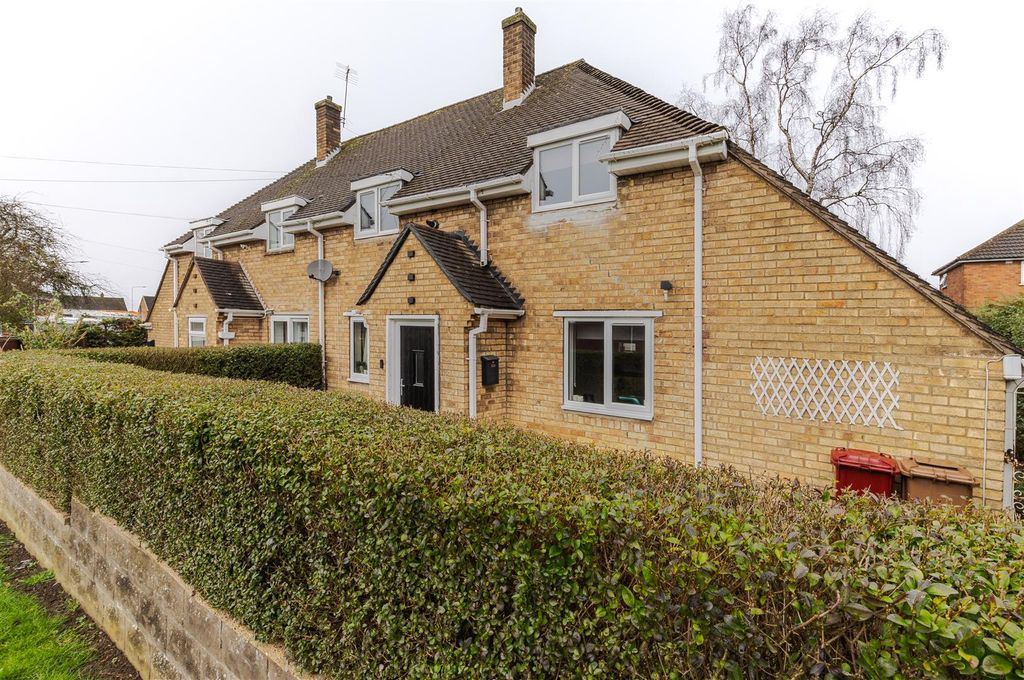 Property photo 1 of 15 Main