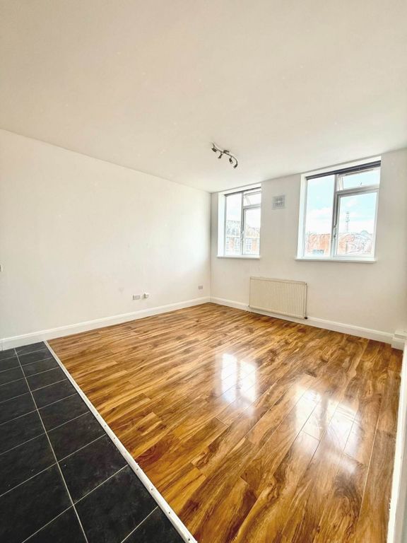 Property photo 1 of 4