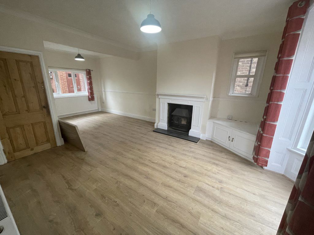 Property photo 3 of 34