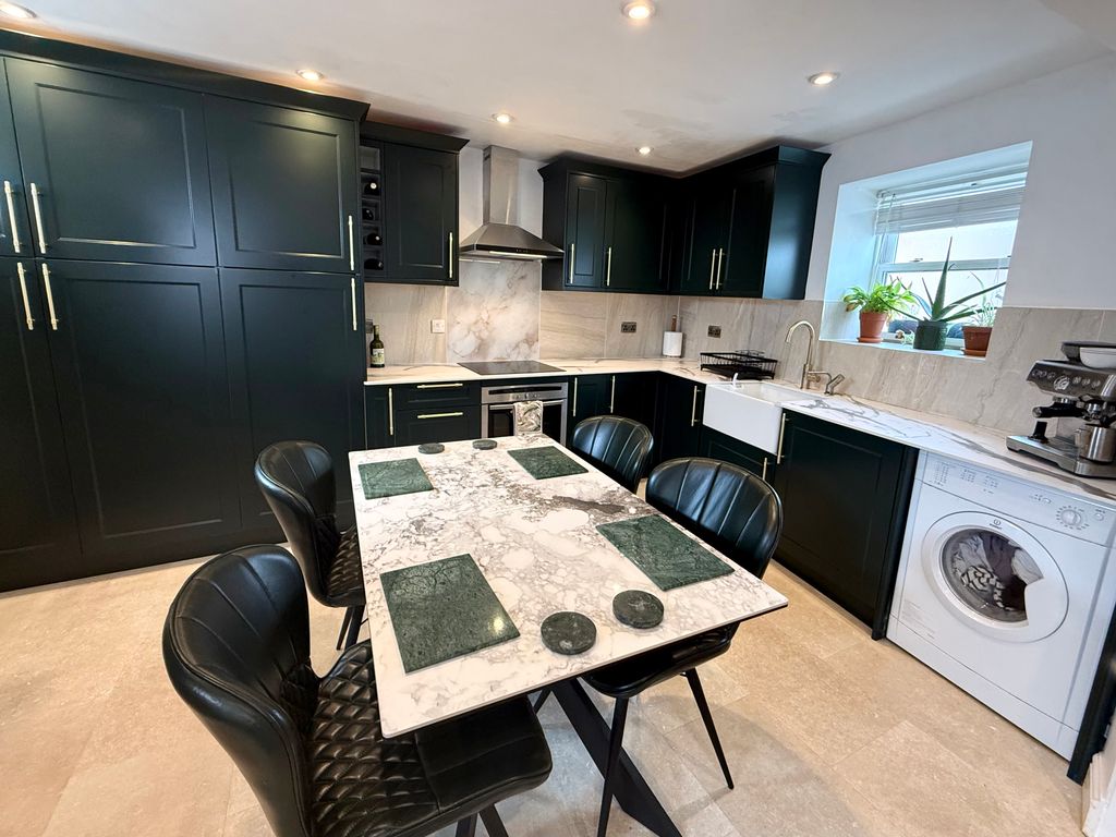 Property photo 2 of 11 Img_4673