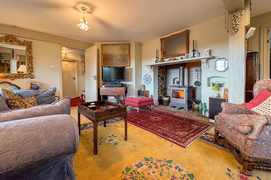 Property photo 2 of 24