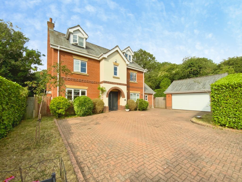 Property photo 1 of 21