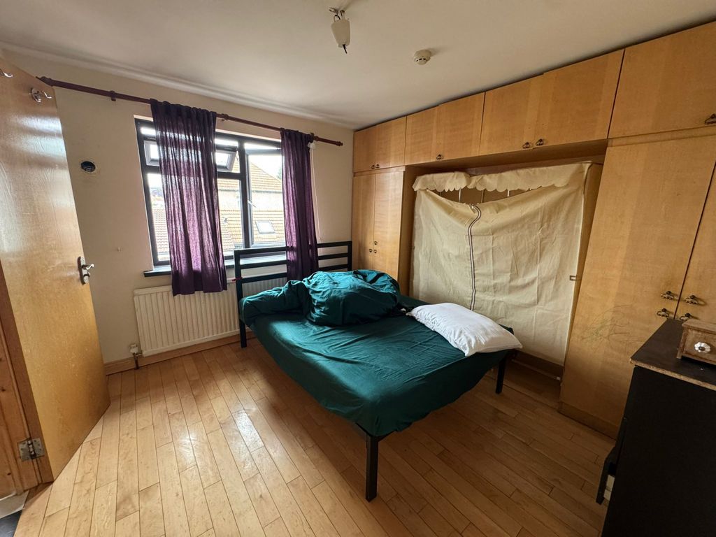 Property photo 2 of 4 Gallery