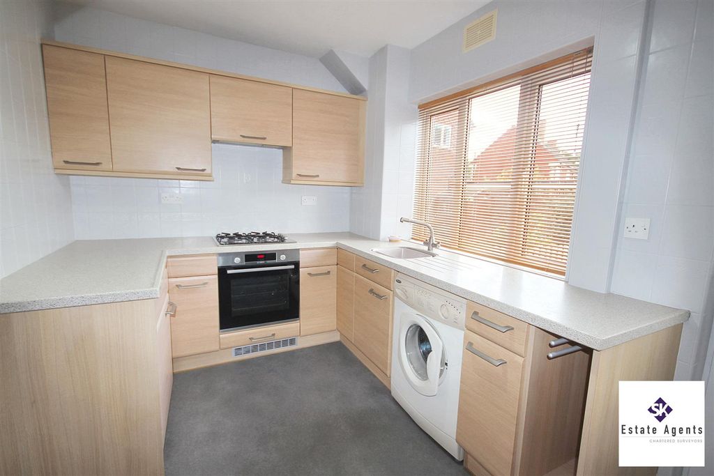 Property photo 3 of 17 Img_8485.Jpg