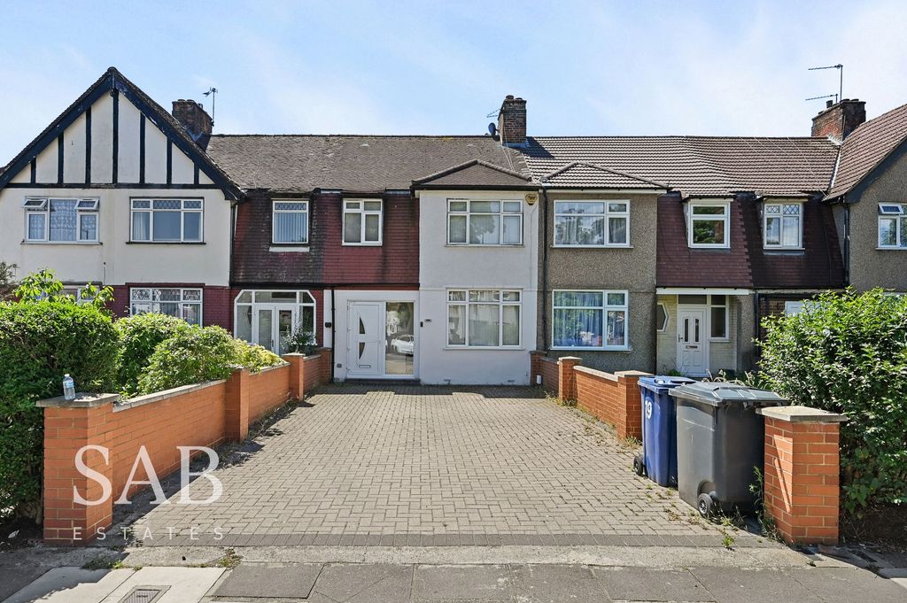 Property photo 1 of 12