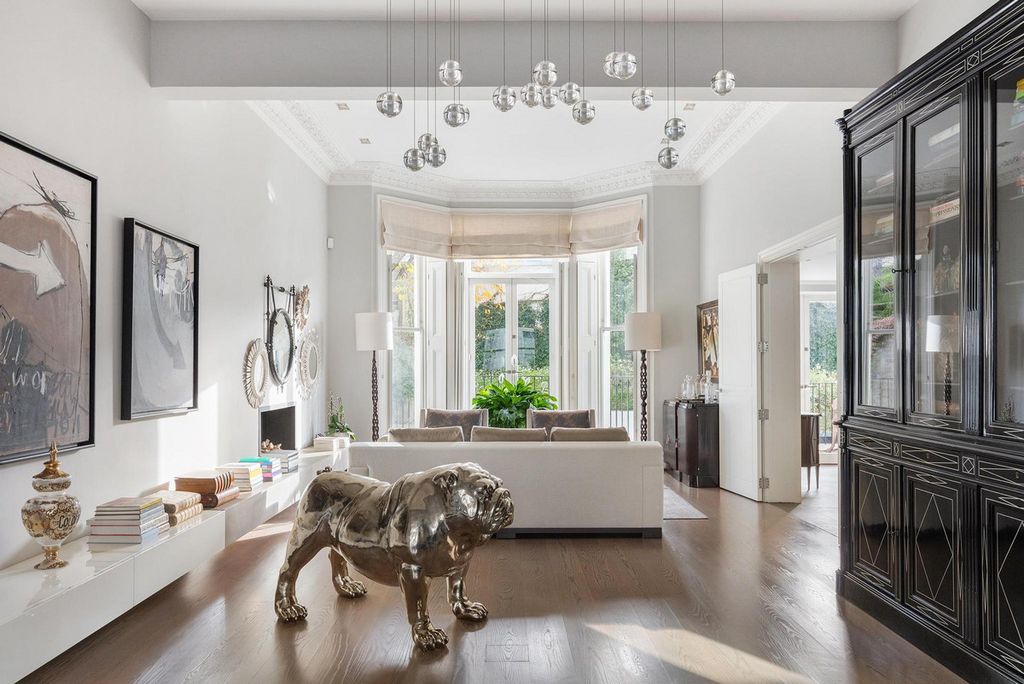 Property photo 1 of 31