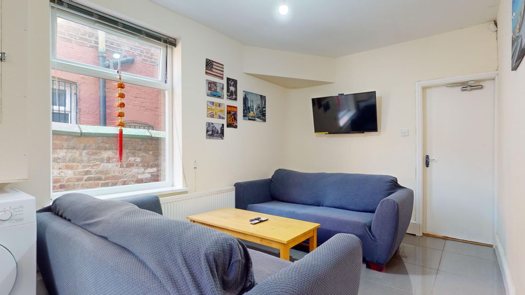 Property photo 2 of 13 Photo 1