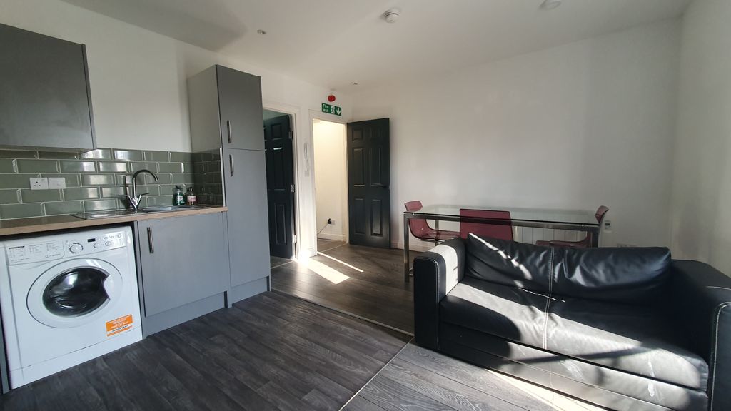 Property photo 2 of 8 20250829 171641