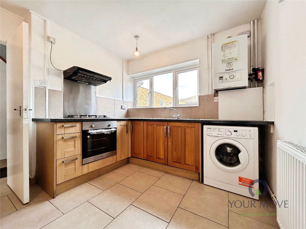Property photo 3 of 12 Picture No. 02