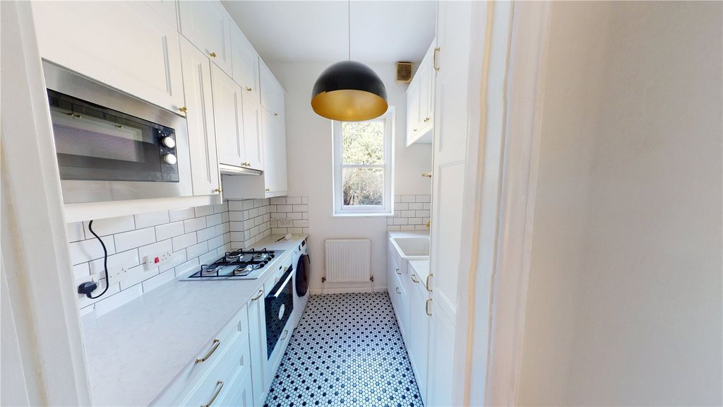 Property photo 2 of 7 Picture No. 03