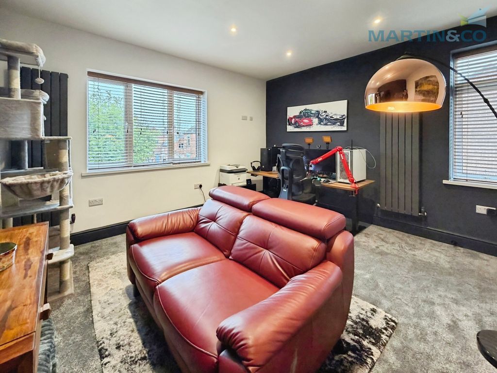 Property photo 3 of 32 2331Ceb4-Img_3370