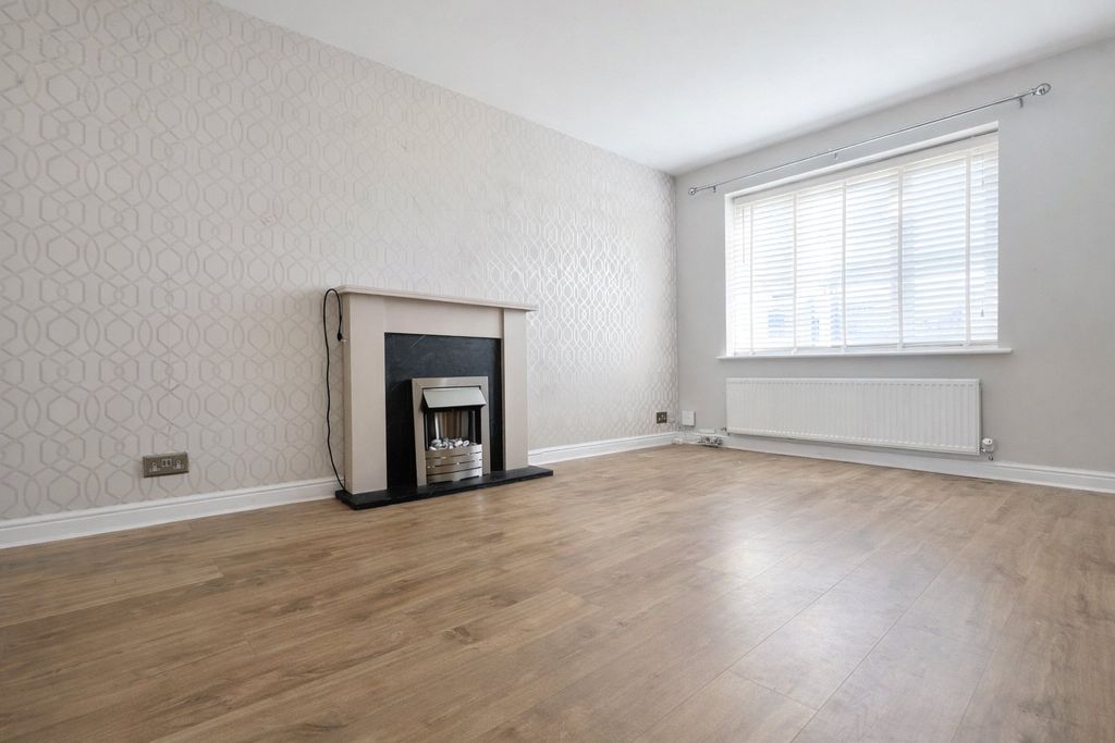 Property photo 2 of 14 Picture No. 09