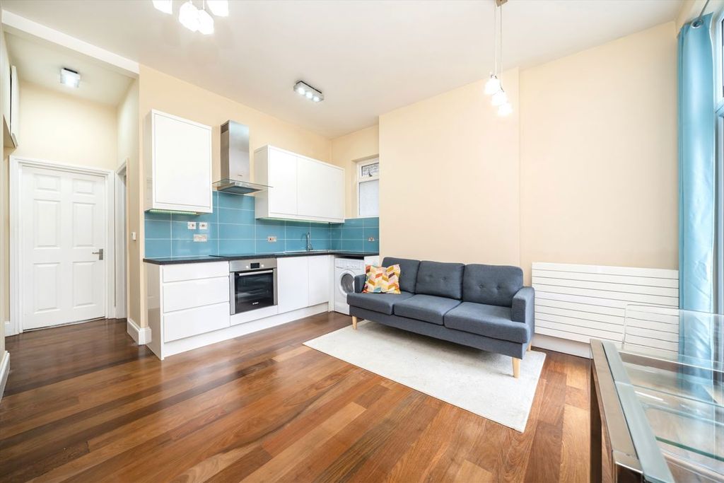 Property photo 2 of 5