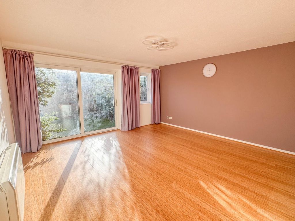 Property photo 3 of 14 20260107_113132339_0.0.Jpg