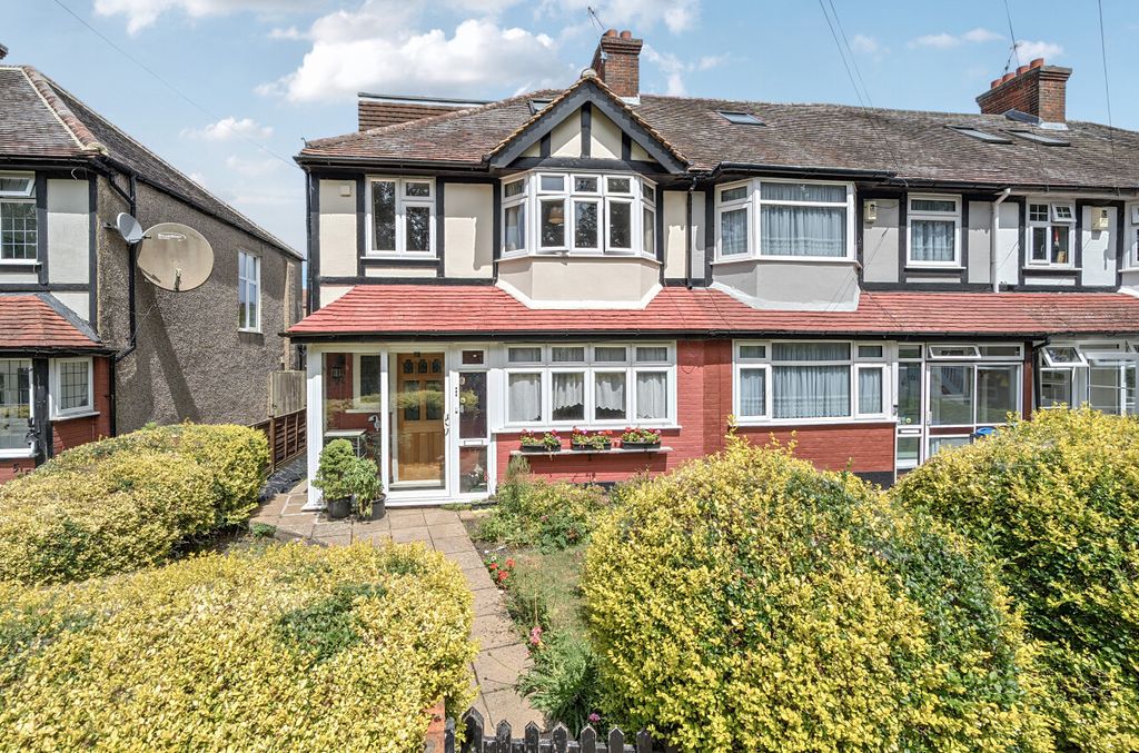 Property photo 1 of 18 1315940-2-685c141...