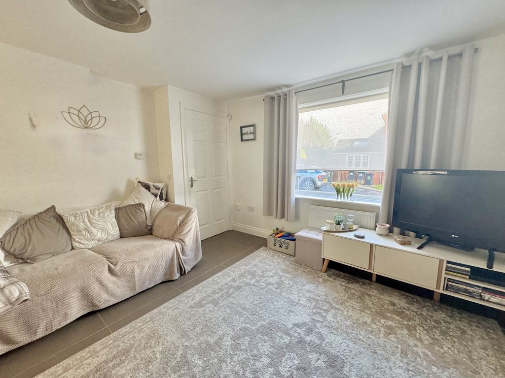 Property photo 2 of 16 Img_4799