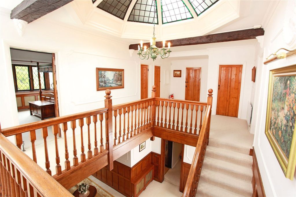Property photo 3 of 29 Picture No. 37