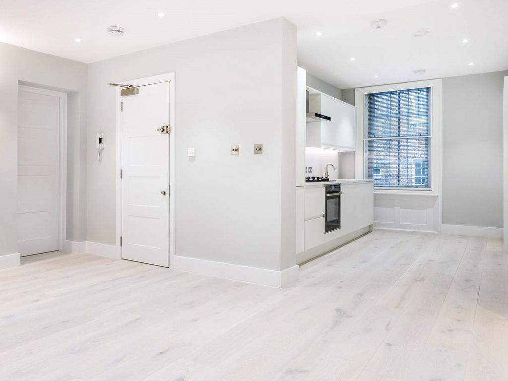 Property photo 1 of 12 Carnaby Street