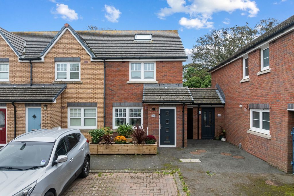 Property photo 1 of 27