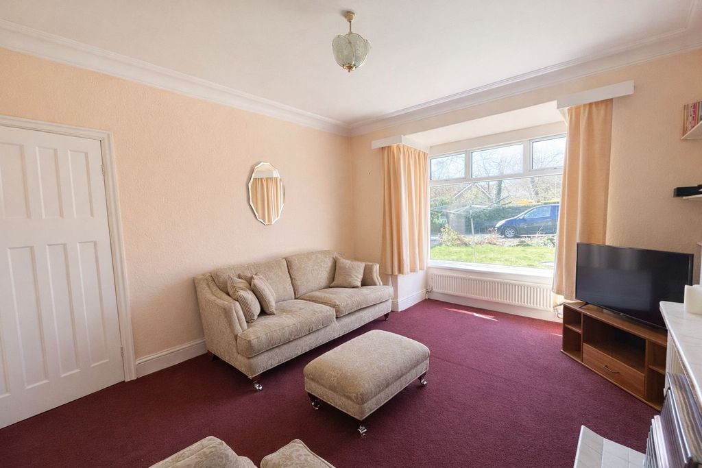 Property photo 2 of 12 Living Room