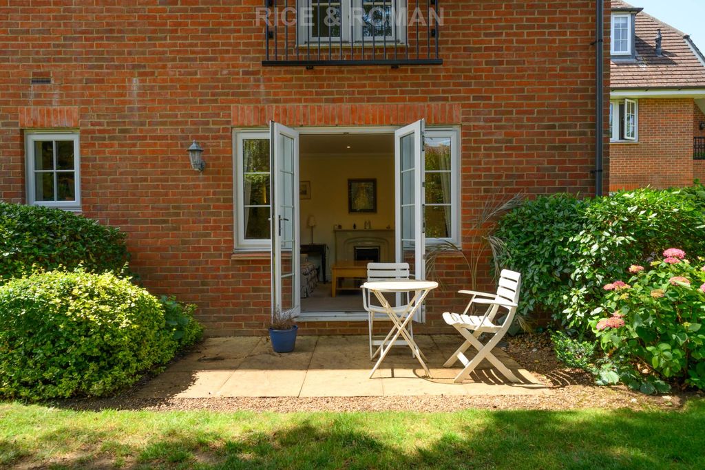 Property photo 2 of 15