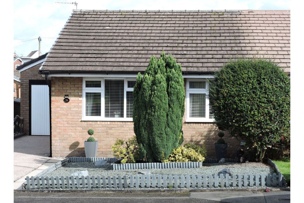 Property photo 2 of 24
