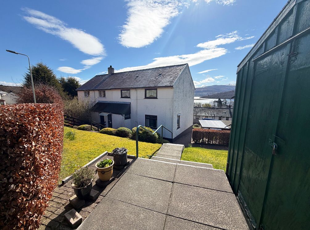 Property photo 3 of 34