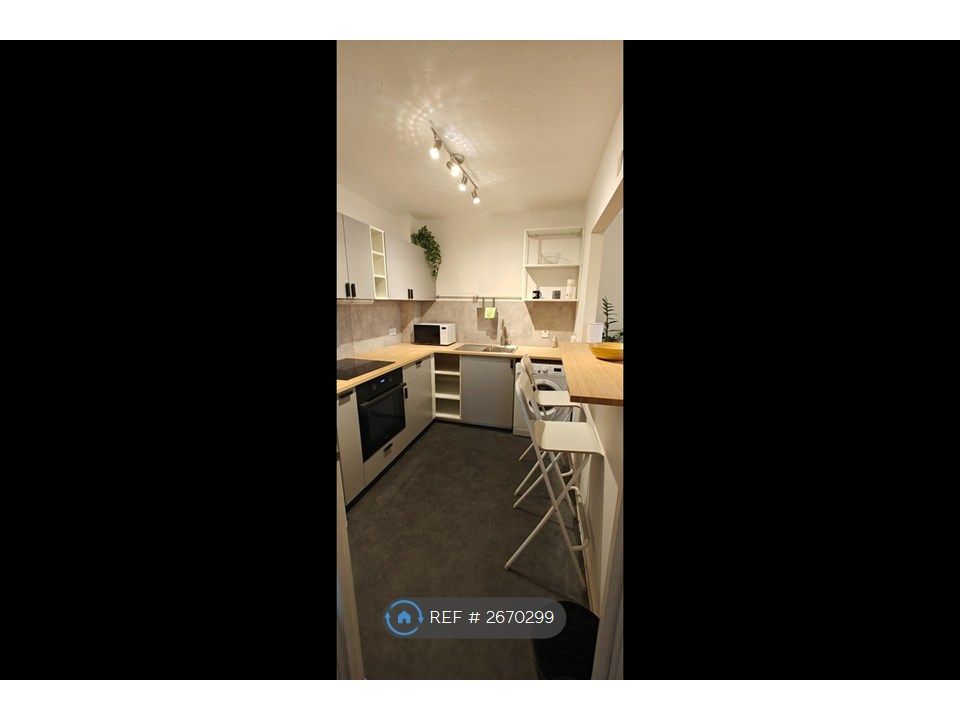 Property photo 1 of 7 New Kitchen