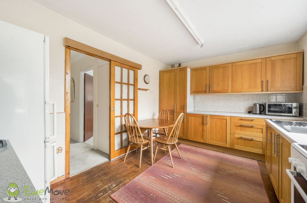 Property photo 3 of 15 Kitchen Breakfast Room