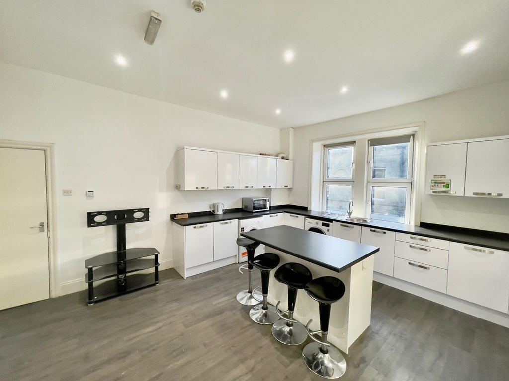 Property photo 3 of 18 Picture No. 03