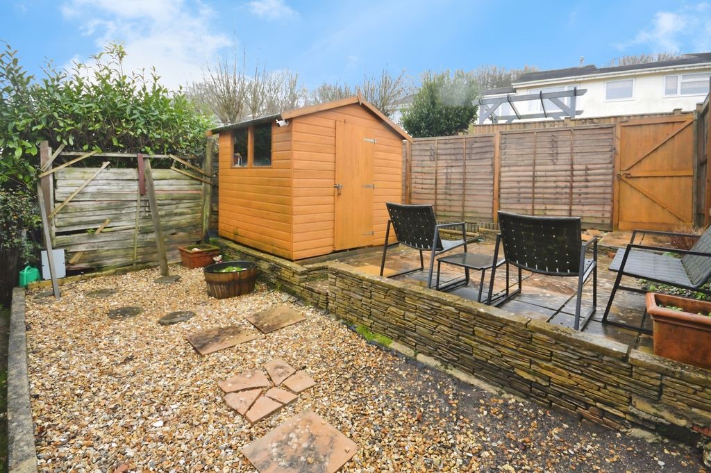 Property photo 2 of 18 Garden