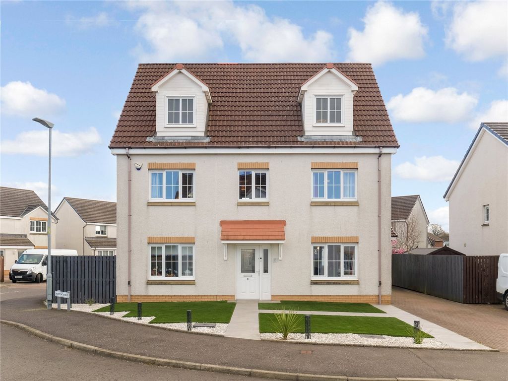 Property photo 1 of 19 External