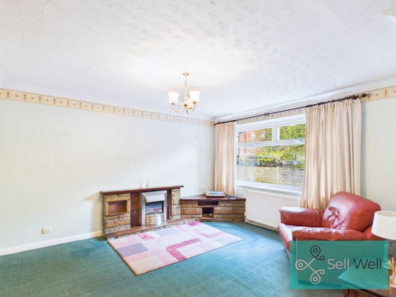 Property photo 2 of 27 Living Room