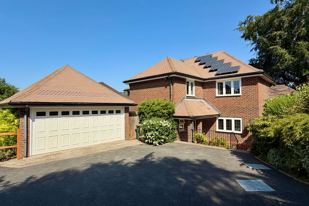 Property photo 1 of 16