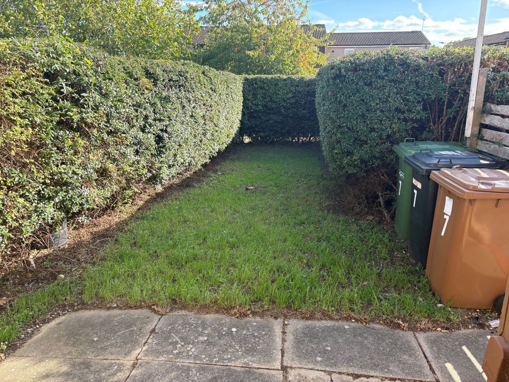 Property photo 2 of 9 Photo 1