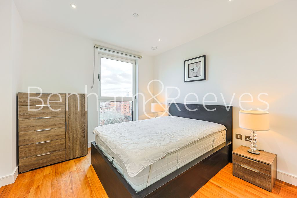 Property photo 2 of 12