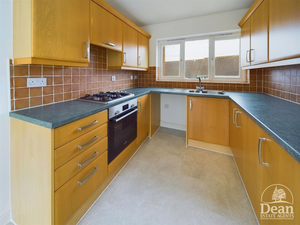 Property photo 3 of 19