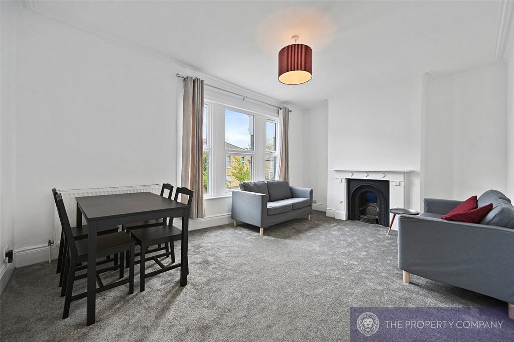 Property photo 2 of 9 Picture No. 27