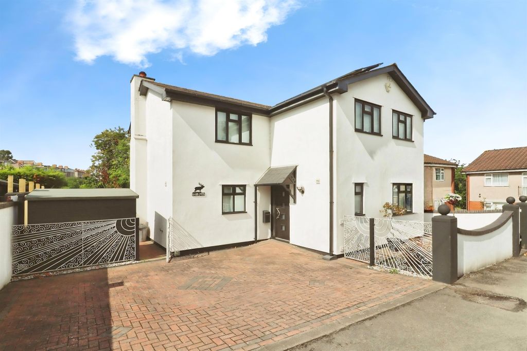 Property photo 1 of 31