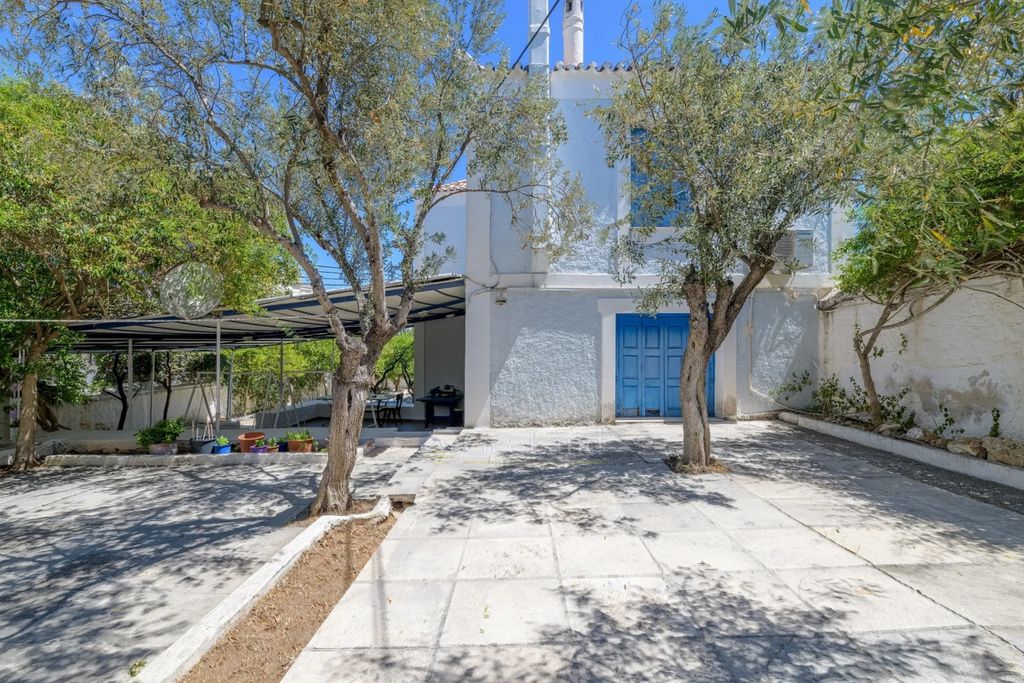 Property photo 1 of 25